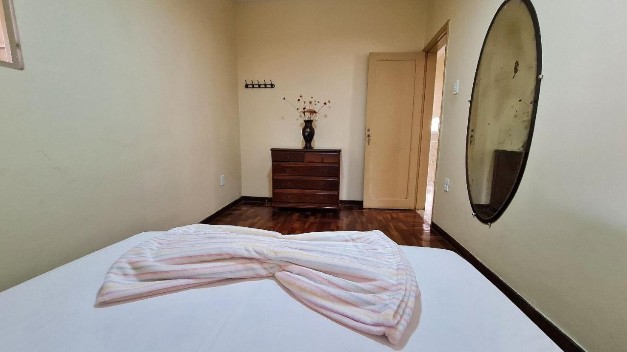 Casa Espacosa E Confortavel Na Regiao Da Pampulha 贝洛哈里桑塔 外观 照片