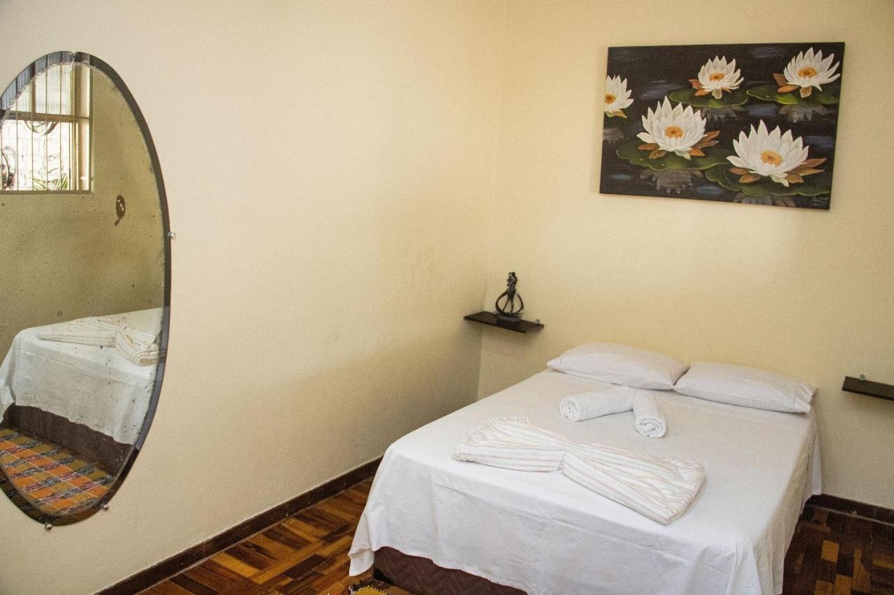 Casa Espacosa E Confortavel Na Regiao Da Pampulha 贝洛哈里桑塔 外观 照片