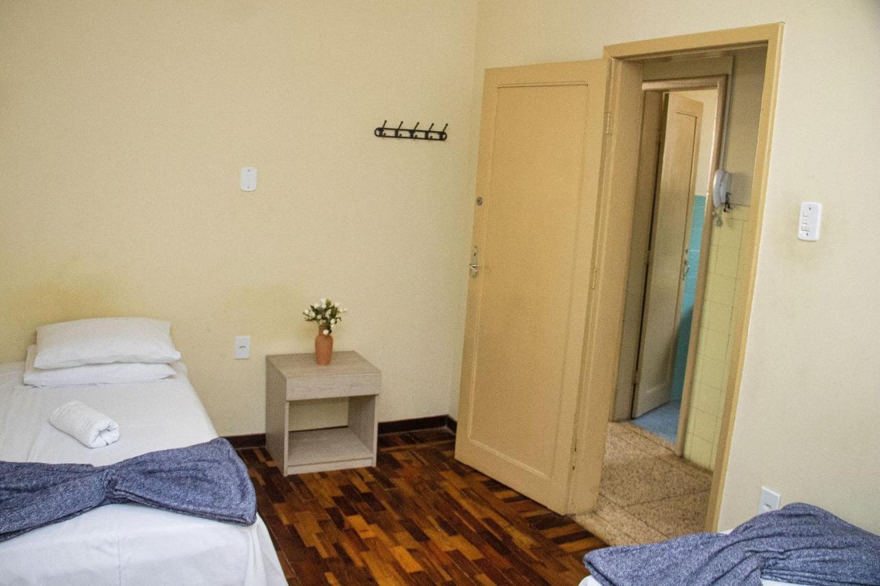 Casa Espacosa E Confortavel Na Regiao Da Pampulha 贝洛哈里桑塔 外观 照片