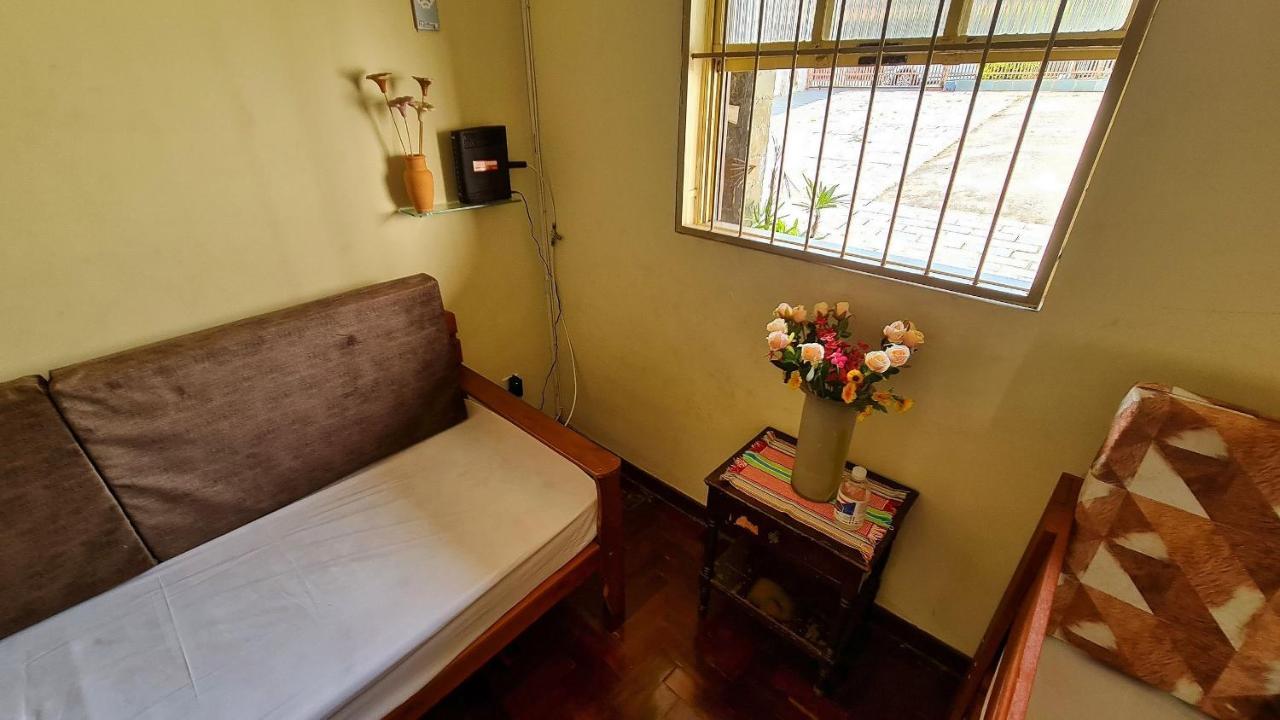 Casa Espacosa E Confortavel Na Regiao Da Pampulha 贝洛哈里桑塔 外观 照片