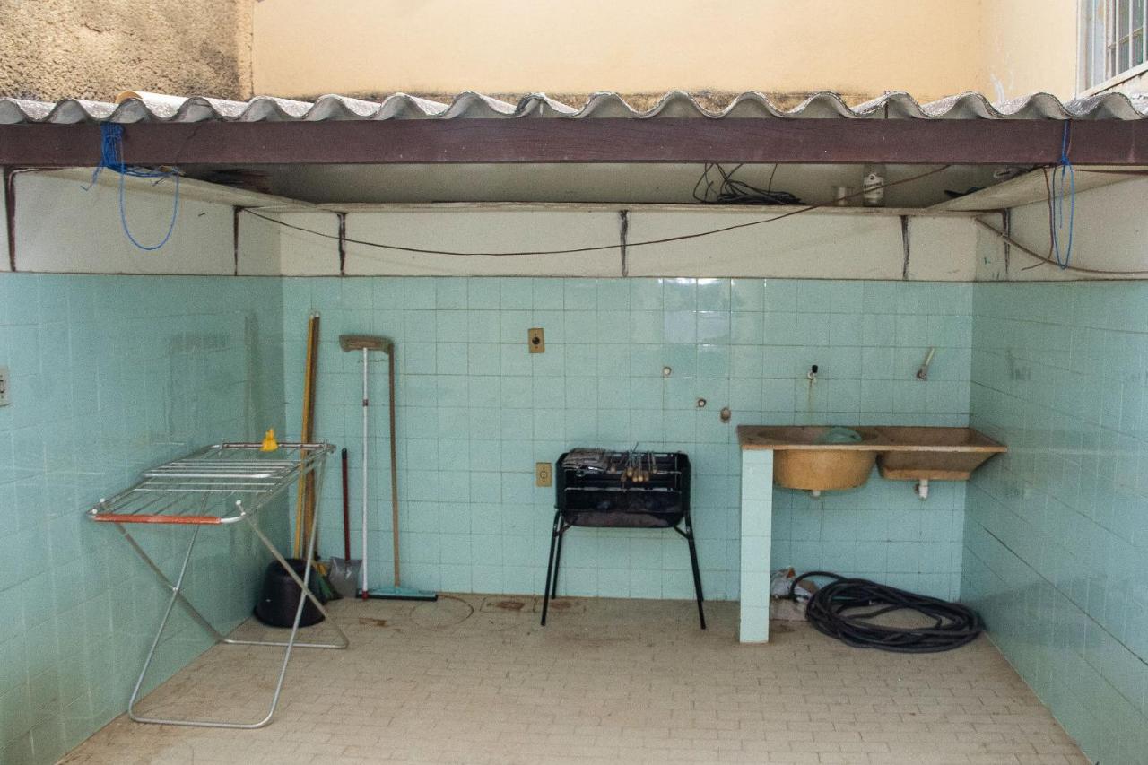 Casa Espacosa E Confortavel Na Regiao Da Pampulha 贝洛哈里桑塔 外观 照片