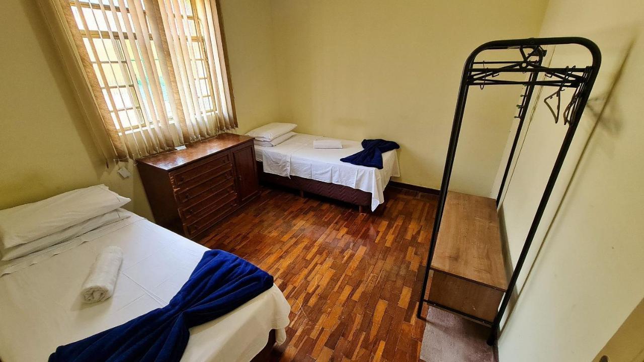 Casa Espacosa E Confortavel Na Regiao Da Pampulha 贝洛哈里桑塔 外观 照片