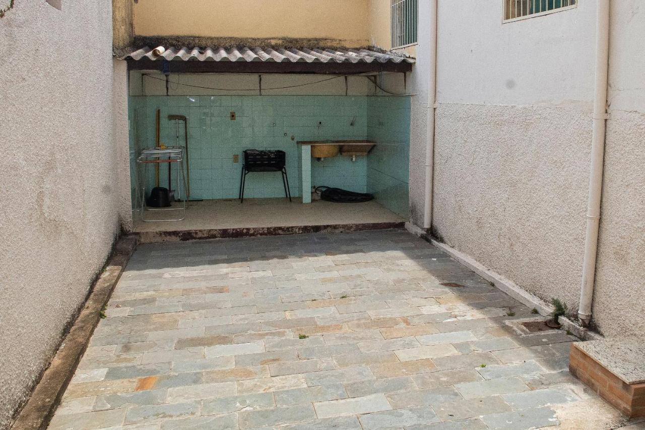 Casa Espacosa E Confortavel Na Regiao Da Pampulha 贝洛哈里桑塔 外观 照片